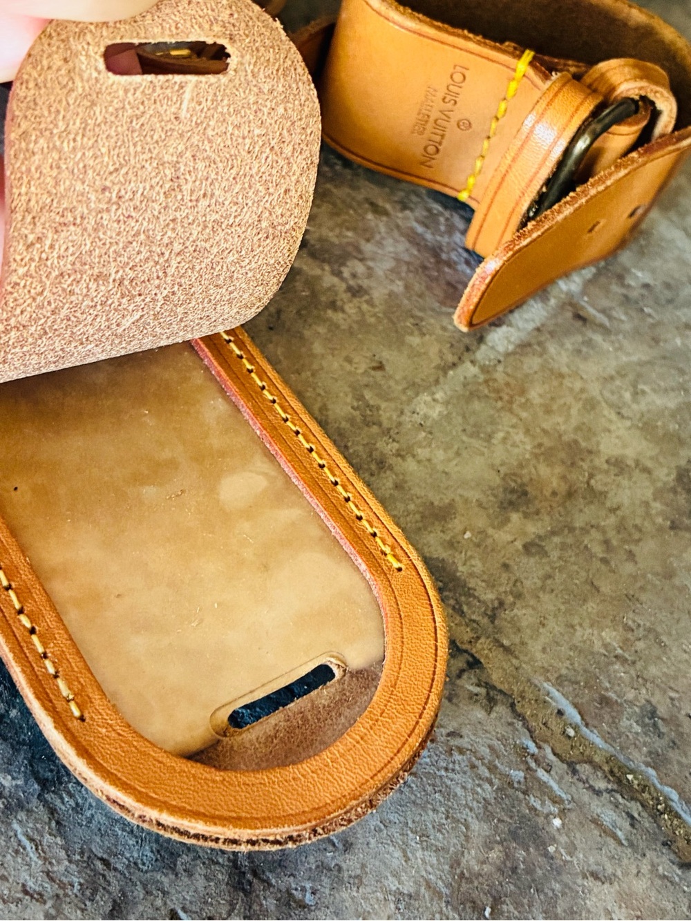 Vintage Louis Vuitton Vachetta Leather Luggage Tag & Poignet Handle Keeper Set - Picture 12 of 17